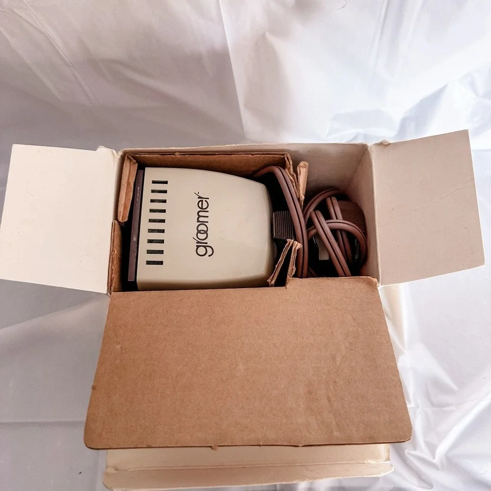 Vtg The Groomer Steamer Rare 70's‎ Electric Portable [Y33]